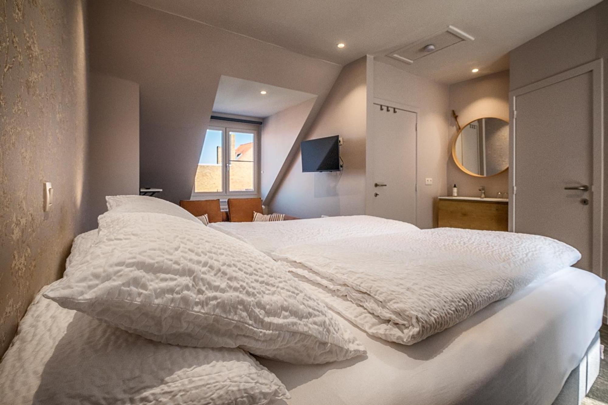 Guesthouse Gillis7 Μπριζ Εξωτερικό φωτογραφία