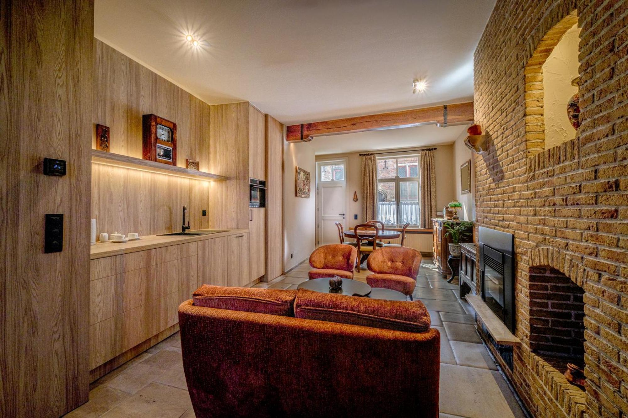 Guesthouse Gillis7 Μπριζ Εξωτερικό φωτογραφία