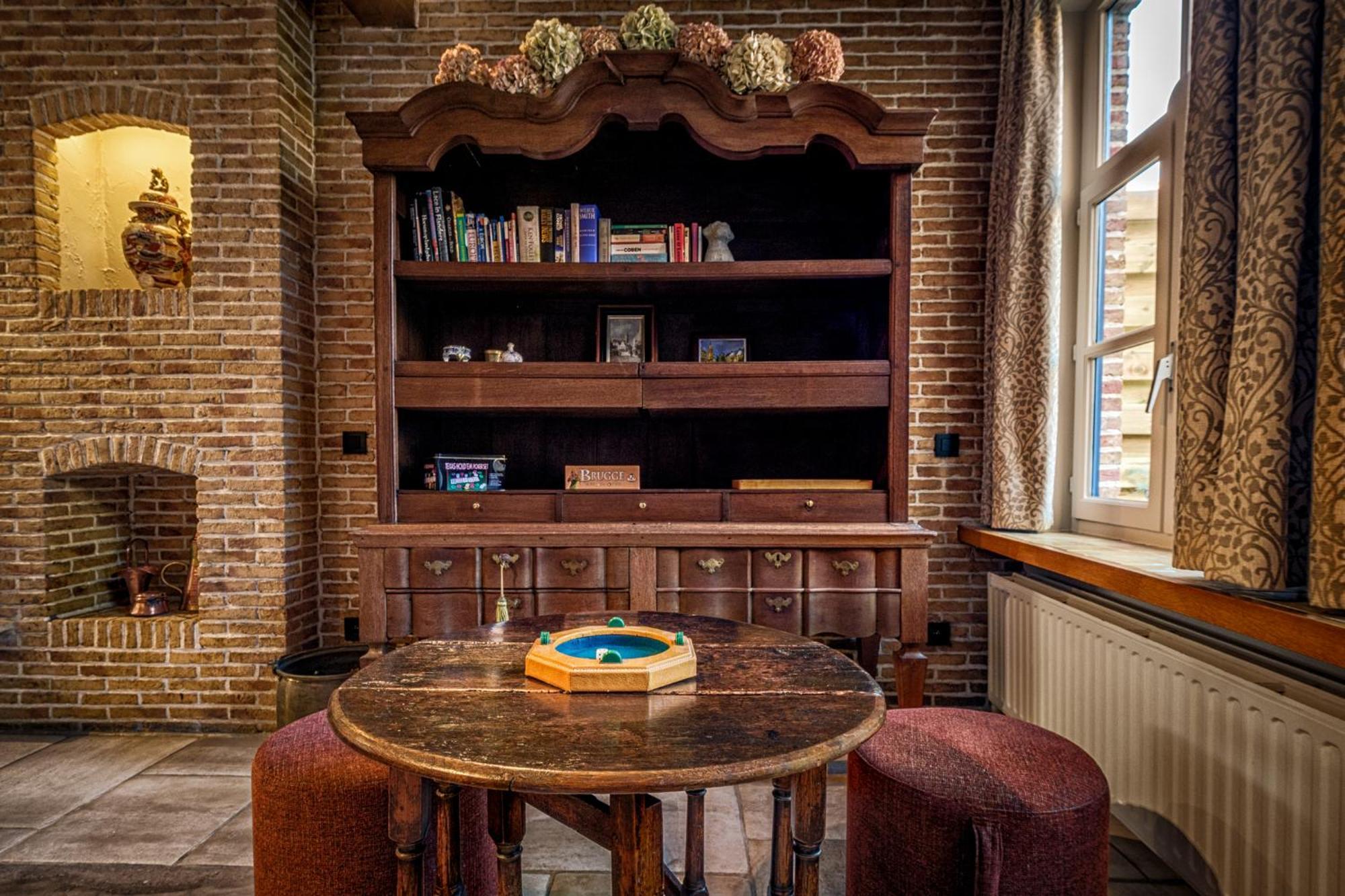 Guesthouse Gillis7 Μπριζ Εξωτερικό φωτογραφία